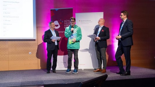 Der Alternativtext wird in Kürze eingefügt
